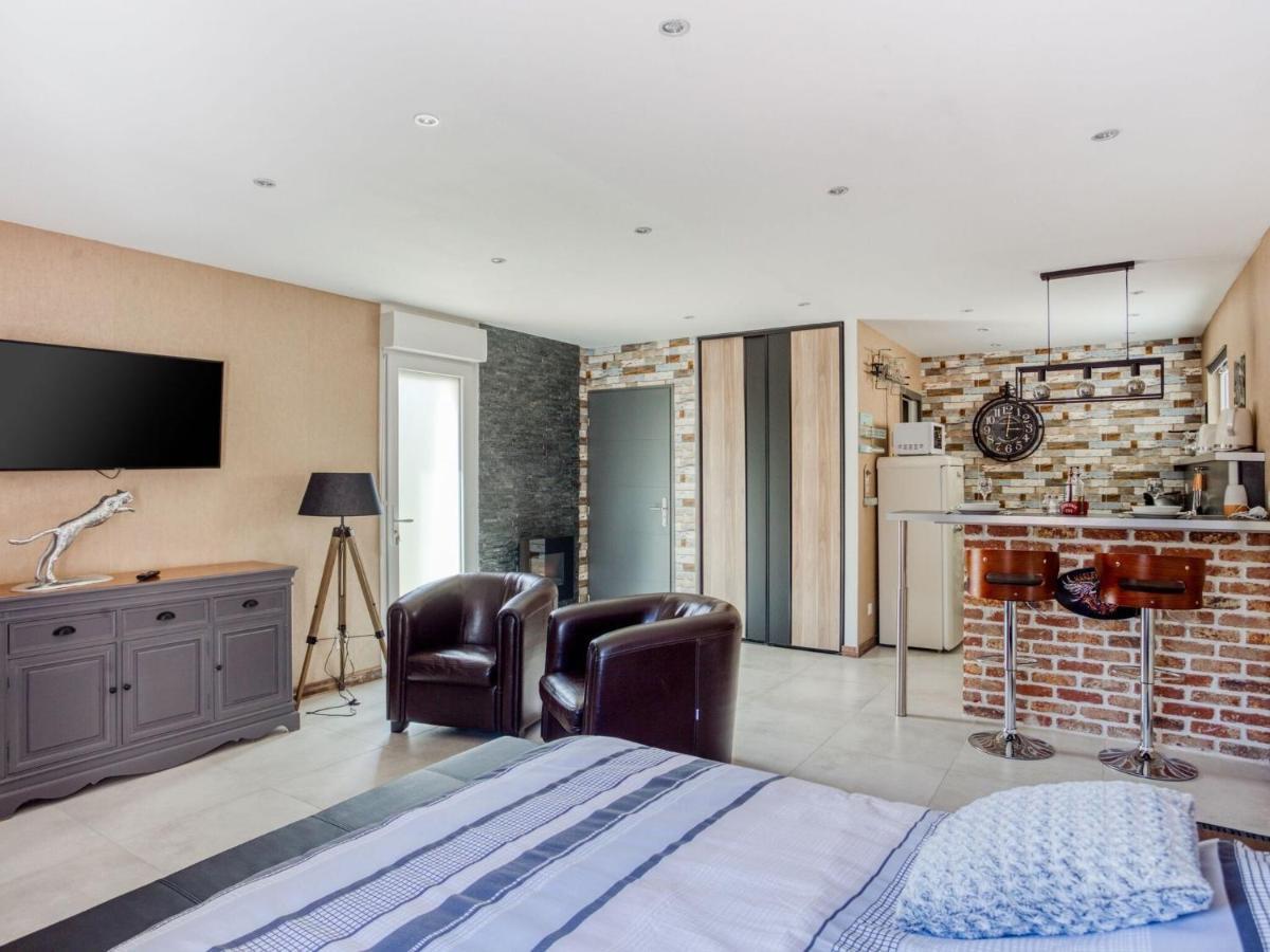 Cosy Apartment In Eperlecques With Fireplace Habitación foto